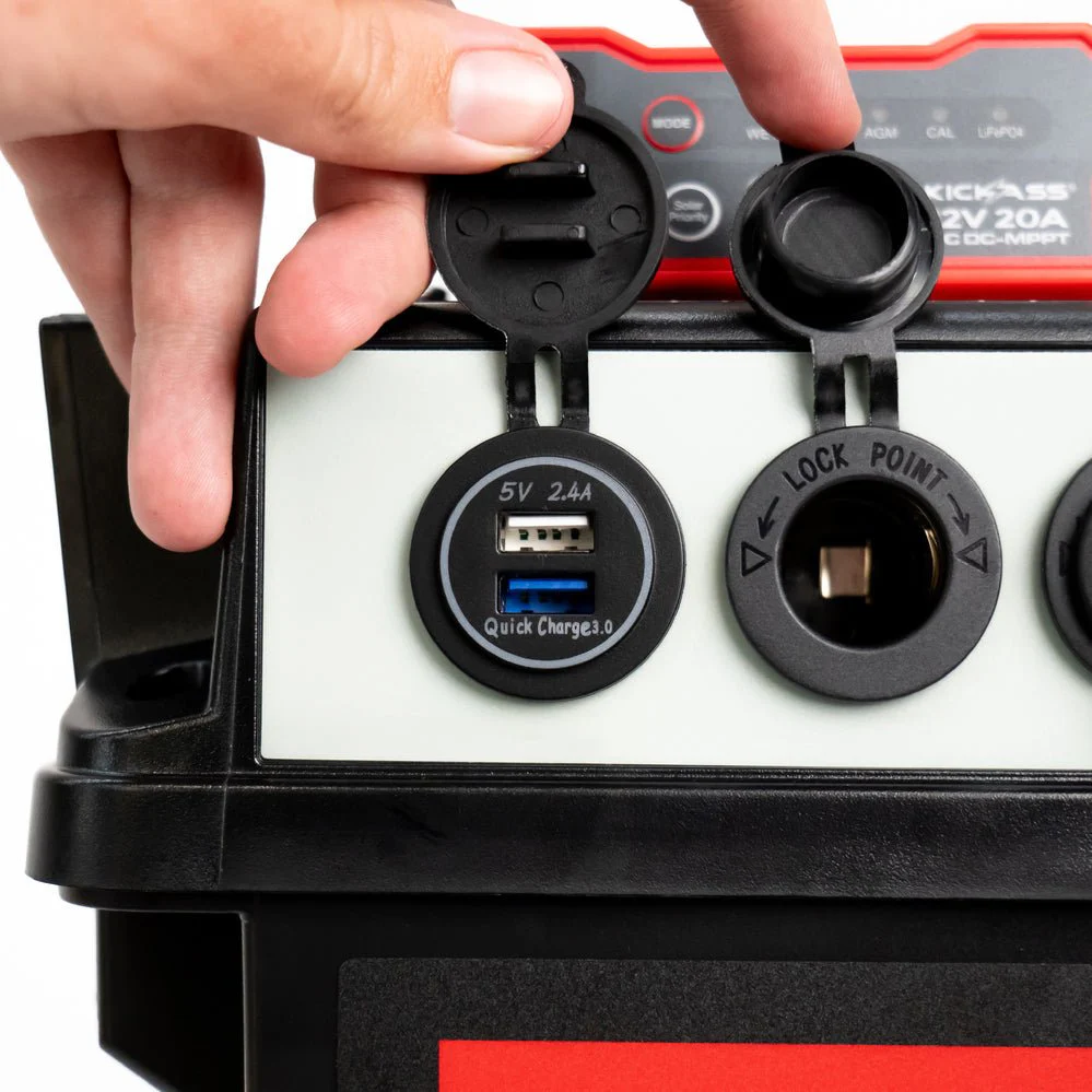 Battery Box With Integrated 20A DCDC Charger & Accessory Bundle - Image 3